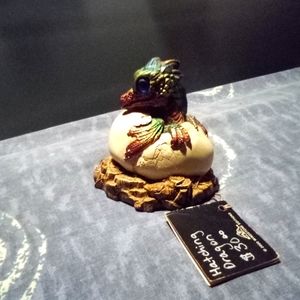 Hatching Dragon